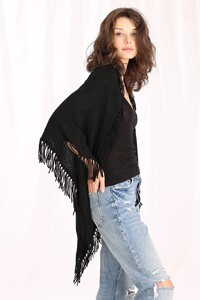 0780cashfringeshawlblks.jpg
