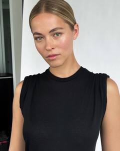 [2023.11.02] carolineannkelley_397841507_889102256073105_537038435947362201_n.jpg