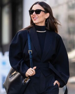 [2023.11.08] vjonchart_399711898_1304173396906435_7422381854225307485_n.jpg