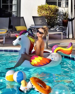 [2023.11.11] f397597985_905121814308275_5117397336467176145_n.jpg