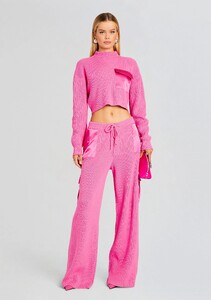 Ecommerce_Crop-23-11-15_DONNASWEATER_DAPHPANT_MALIBUPINK__0272_ECOMM.jpg