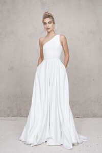 Vagabond-Bridal-Dress-Jace-AT7A5247.jpg