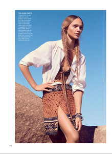 Vogue-USA-February-2014-224.thumb.png.6b4ce0db1f449019b4ef012ab59c0eb0.png