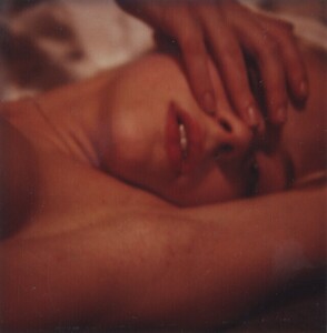 davide-sorrenti-zhertva-mody_thumbnail (12).jpg