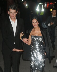 demi-moore-arrives-at-2023-cfda-fashion-awards-in-new-york-11-06-2023-0.jpg