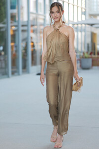 di9tyo89hp8u9' (2).jpg