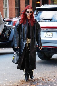 dua-lipa-out-for-lunch-in-new-york-11-28-2023-0.jpg