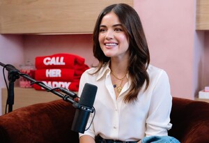 lucy-hale-11-04-2023-6.jpg