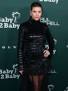 sofia-richie-and-elliot-grainge-at-baby2baby-gala-at-pacific-design-center-in-west-hollywood-11-11-2023-2.jpg