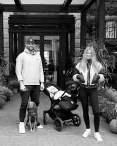 [2023.11.23] kevinlove_403920372_362503012907629_8538049195557922945_n.jpg