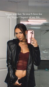 [2023.12.01] rachelc00k_3248404577644202084.jpg