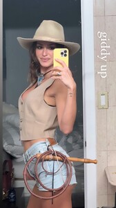 [2023.12.16] s411951735_1074693780341048_470225772302373505_n.jpg