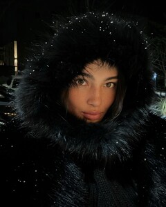 [2023.12.18] kelseymerritt_411160008_18407675737039208_497864093463295444_n.jpg