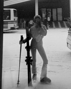 [2023.12.18] kelseymerritt_412252120_18407786509039208_1465665610749159392_n.jpg