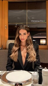 [2023.12.25] s412558000_731153855604497_7584330727286489356_n.jpg