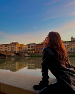 [2023.12.28] ariannyceleste_414675558_18409276726023607_9113972329122526001_n.jpg