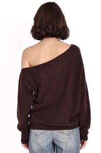 4332100_cashoffshouldertop-202chocolateb.jpg