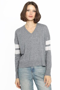 8351cashVnkpulloverwstripearmdetail-041greyshadow_whhitef.jpg