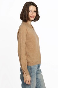 8373cashvneckpullovercollar-215camelS.jpg