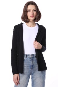 8511cttncashshakerflyawaycardigan-001blkf2.jpg