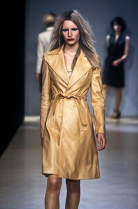 MartineSitbon1996WomenRTW55.thumb.jpg.bea6062553a87377ce8da071ef302f36.jpg
