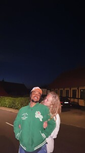 Olivia Vinten via Thor Farlov  stories 06_07_23.jpg