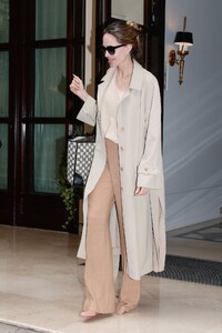 angelina-jolie-leaves-her-hotel-in-paris-10-13-2023-1.jpg