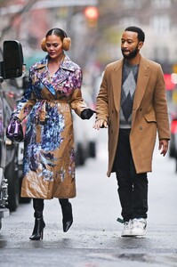 chrissy-teigen-and-john-legend-arrives-at-rockefeller-center-in-new-york-12-27-2023-6.jpg