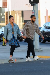 chrissy-teigen-and-john-legend-out-in-los-angeles-11-13-2023-5.jpg