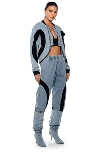 curve-effect-ribbed-trim-denim-bomber_denim_3_3.thumb.jpg.d64d9f1afb5bd834568d771178187d0d.jpg