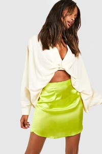female-chartreuse-curved-hem-satin-mini-skirt(2).thumb.jpg.27ce625033d5b4fd26f4fd683233b837.jpg