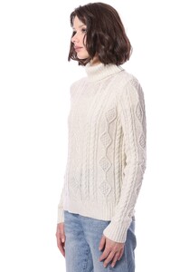 h7741cttnlurexcableturtleneck-157whts.jpg