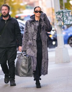 kim-kardashian-out-in-new-york-11-29-2023-1.jpg