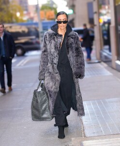 kim-kardashian-out-in-new-york-11-29-2023-3.jpg