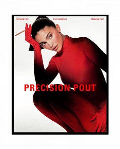 kylie-jenner-for-kylie-cosmetics-december-2023-5.thumb.jpg.6c149751451f8254acf69d34d99a95d2.jpg