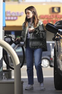 lucy-hale-at-a-gas-station-in-la-11-26-2023-4.jpg