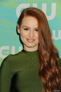 madelaine-petsch-19-mai-2016-CW-upfront-riverdale_2892904.jpg
