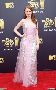 madelaine-petsch-mtv-awards-00039.jpg