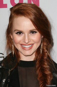madelaine-petsch-nylon-party-2016_28229.jpg