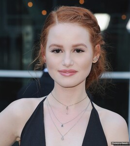 madelaine-petsch-undrafted-premiere-008.jpg