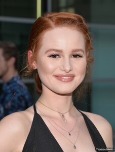 madelaine-petsch-undrafted-premiere-025.jpg