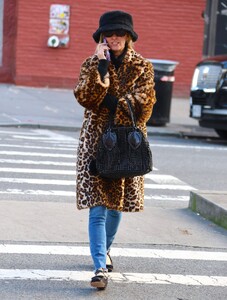 nicky-hilton-out-and-about-in-new-york-12-19-2023-0.jpg