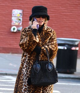 nicky-hilton-out-and-about-in-new-york-12-19-2023-4.jpg