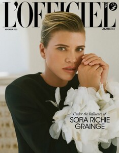 sofia-richie-in-l-officiel-november-2023-7.jpg