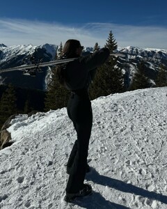 [2024.01.05] kelseymerritt_415495640_18411194878039208_5761591670903260345_n.jpg