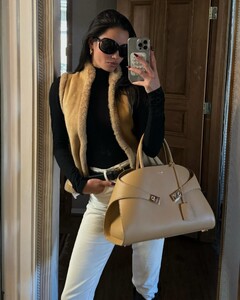 [2024.01.06] kelseymerritt_416890129_18411362254039208_7948701778085380600_n.jpg