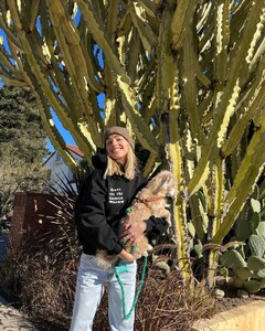 [2024.01.17] elizabethcturner_420541626_18409073368052750_157157078880472990_n.jpg