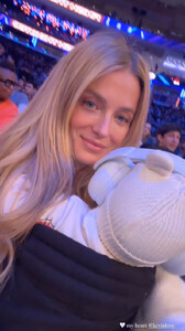 [2024.01.27] s674FDB366A40ACB263D4D5AFD3FB10BF_video_dashinit.jpg