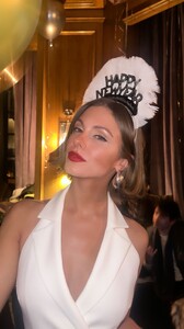 [2024.01.01] s416256430_1031669014590922_6644042612132095029_n.jpg