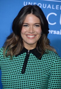 40510273_mandy_moore_030.jpg
